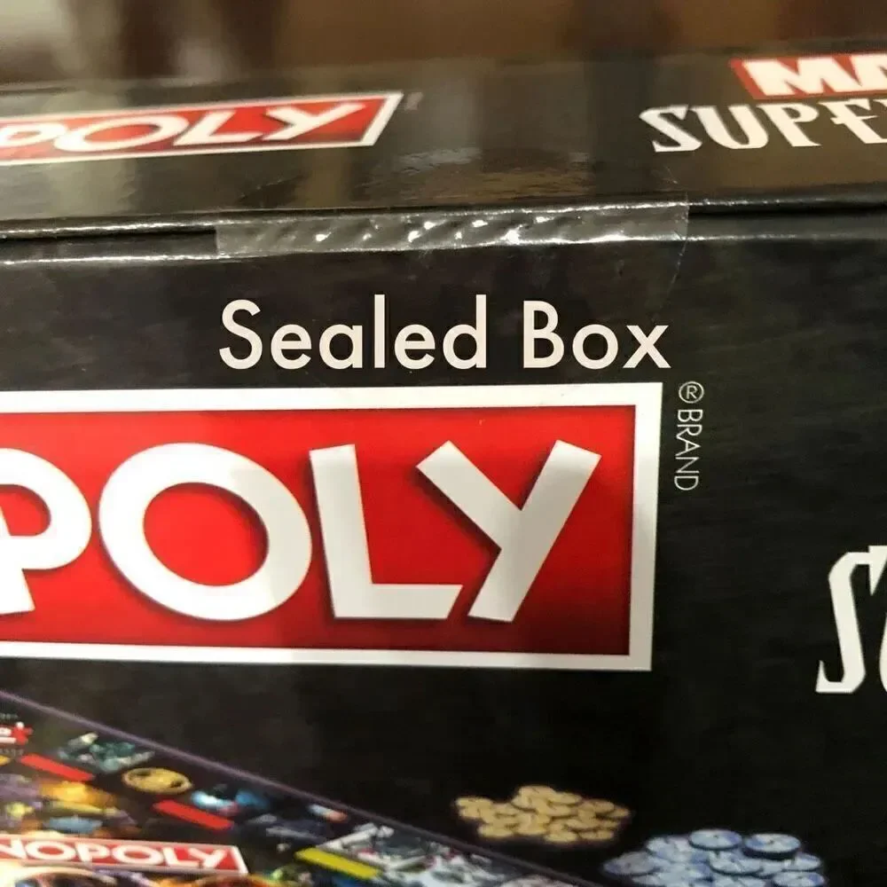 HASBRO - NWT Monopoly Marvel Super Villains Edition. Sealed Box